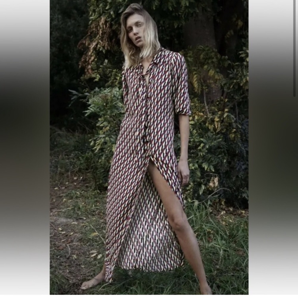 ZARA • Geo Print Sussy Maxi Dress in Geometric Print - Picture 2 of 16